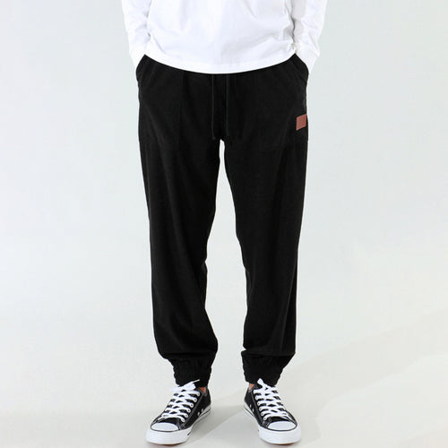 Comfortable casual pants for men with elastic waistband and relaxed fit Lune London