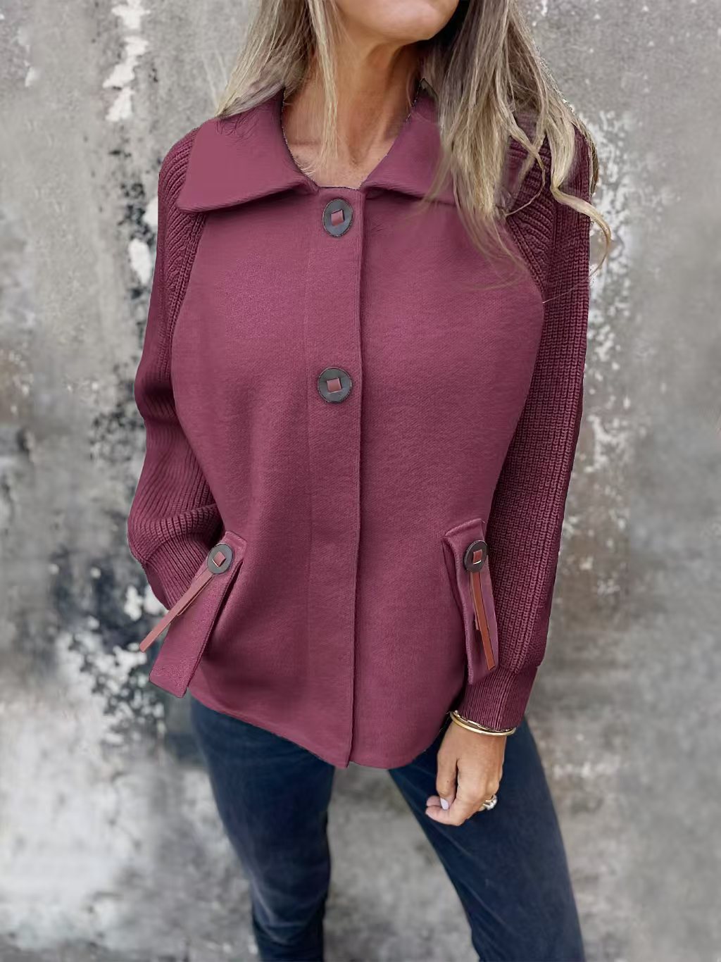 Women’s leisure jacket with structured design and practical pockets Lune London