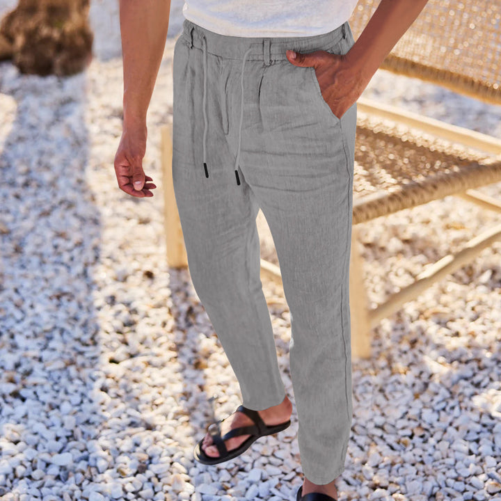 Comfortable chino pants for men with elastic waist and practical pockets Lune London