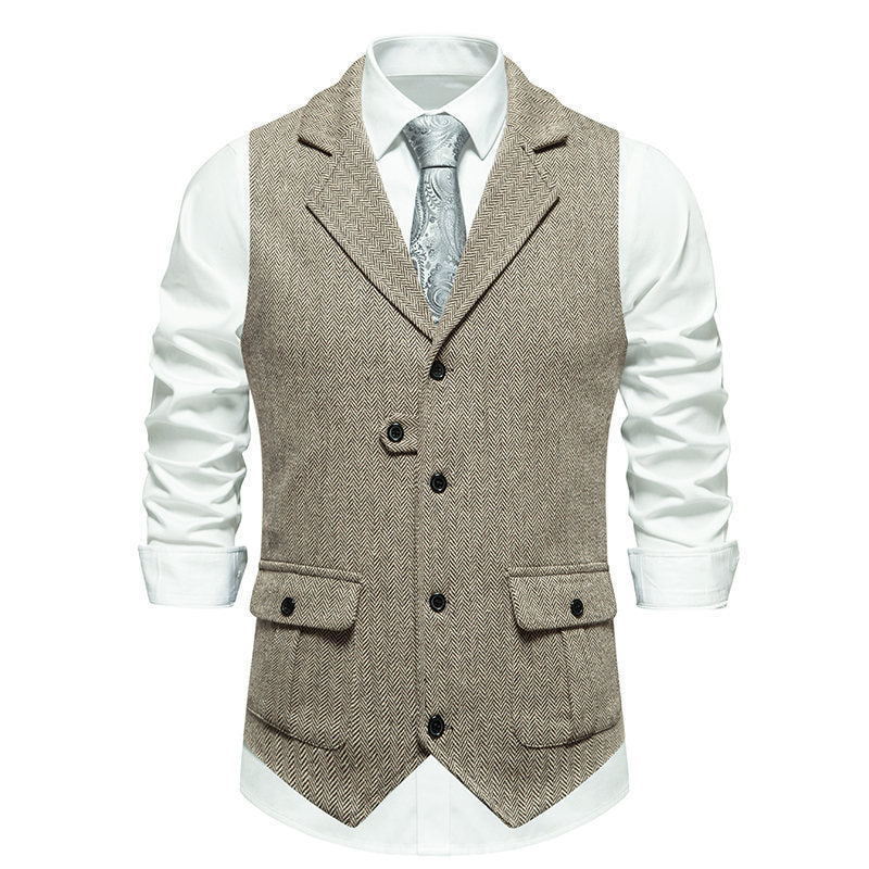 Men's suit vest with a modern herringbone design with practical pockets Lune London