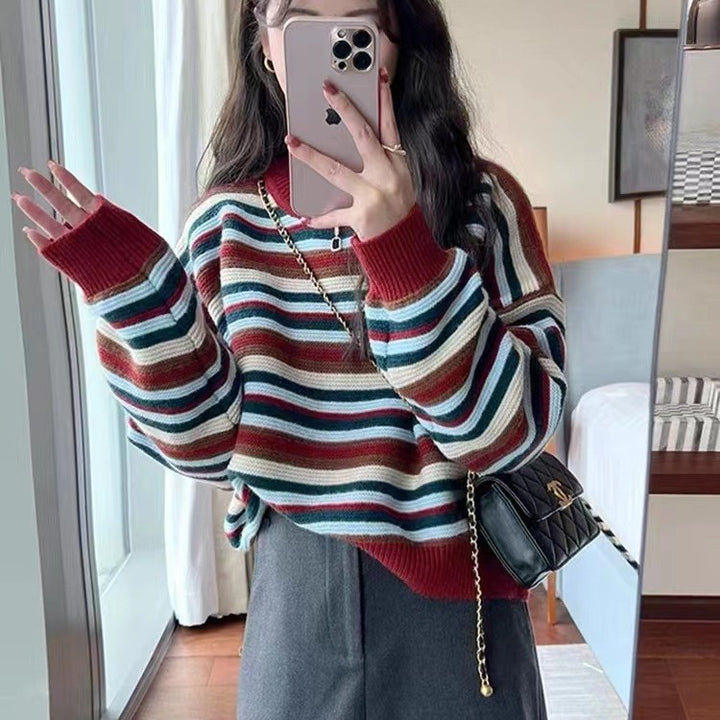 Striped women’s sweater with a loose fit and trendy details Lune London