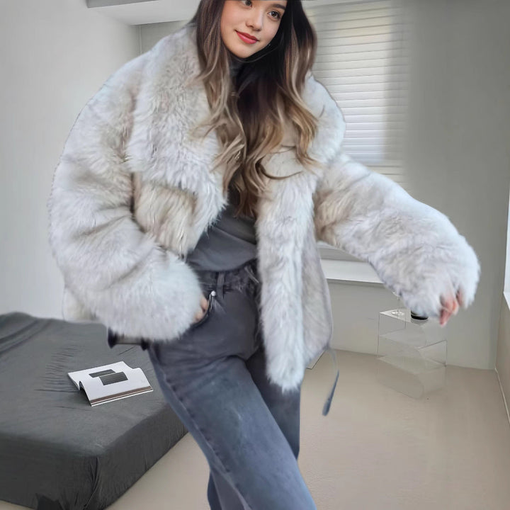 Women Cozy Fur Jacket Lune London