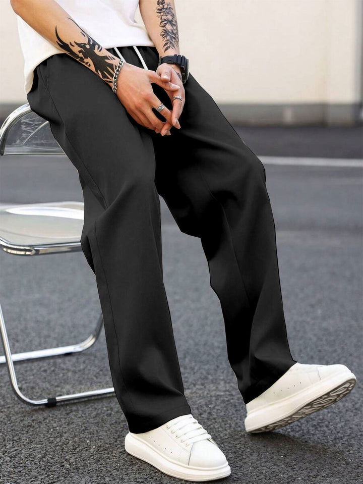 Men's Fashionable Leisure Pants with A Loose Fit and Elastic Waistband Lune London