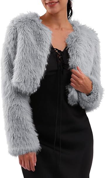 Ladies short glamorous faux fur jacket with wide sleeves Lune London