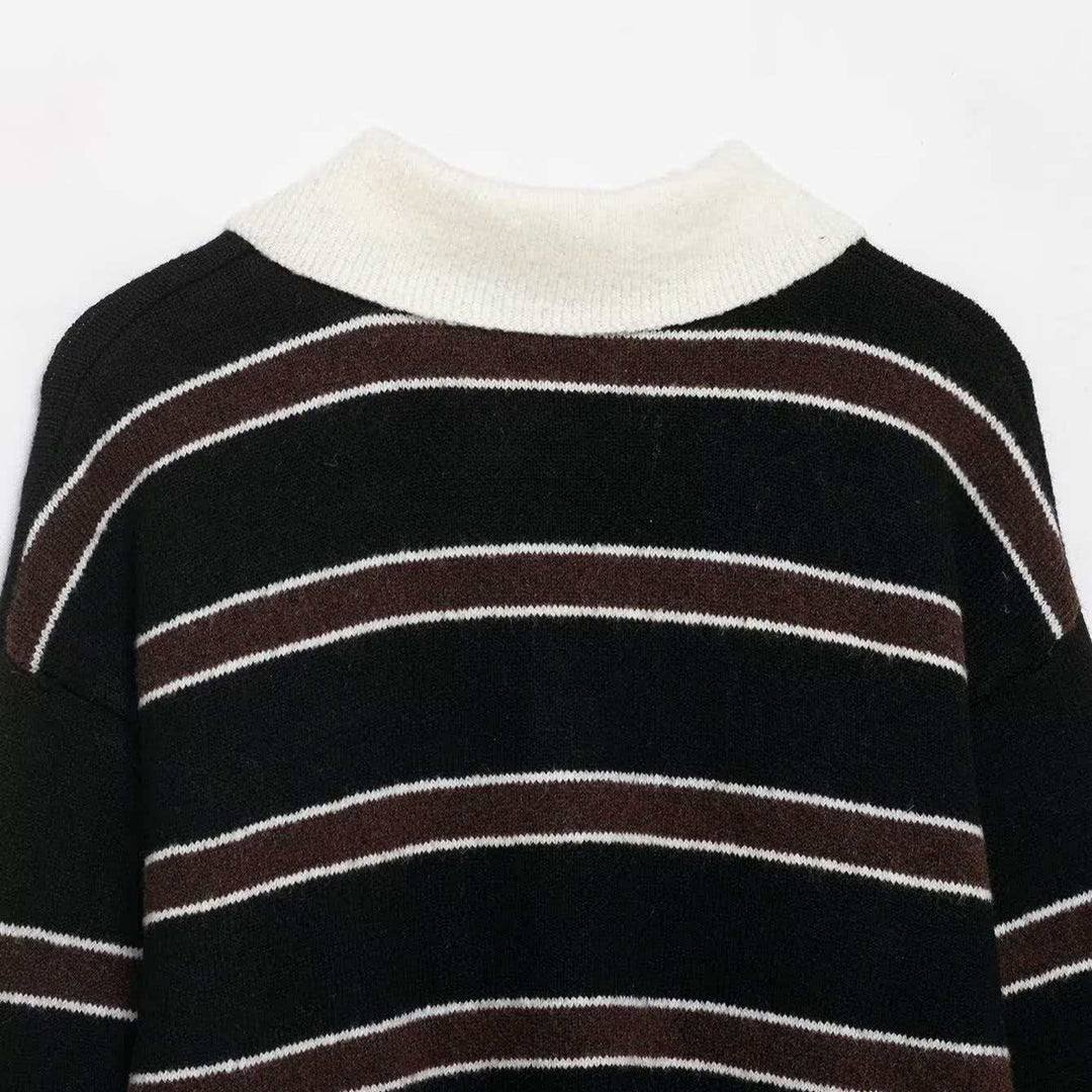 Pull décontracté pour femmes avec col et patte de boutonnage Chic & Stil