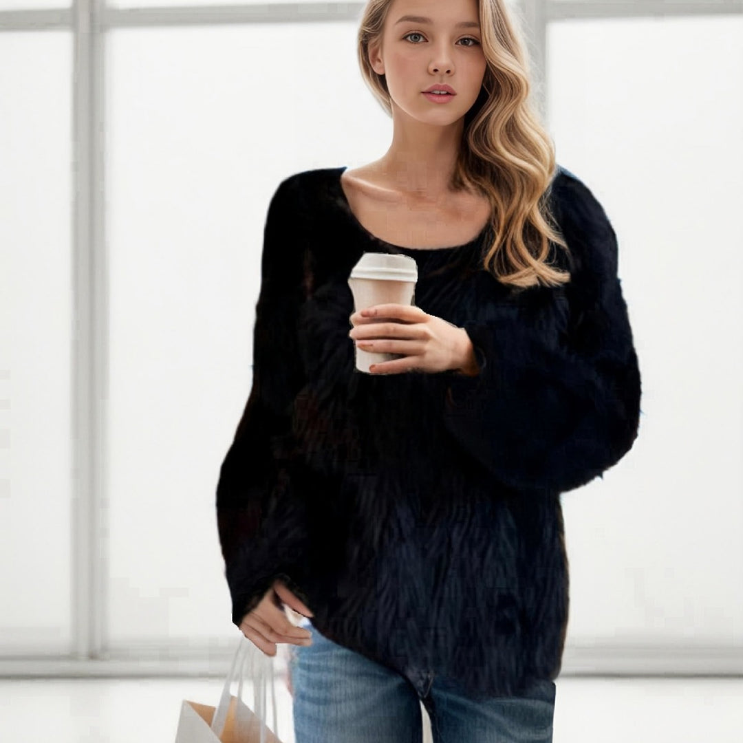 Ladies comfortable knitted sweater with a breathable structure Lune London
