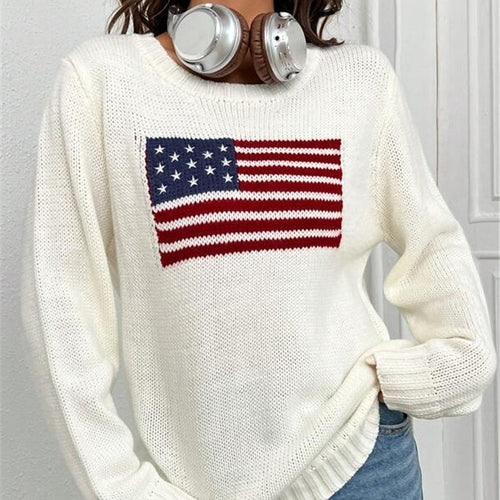 Casual cropped sweater for women with flag pattern and textured knit Lune London