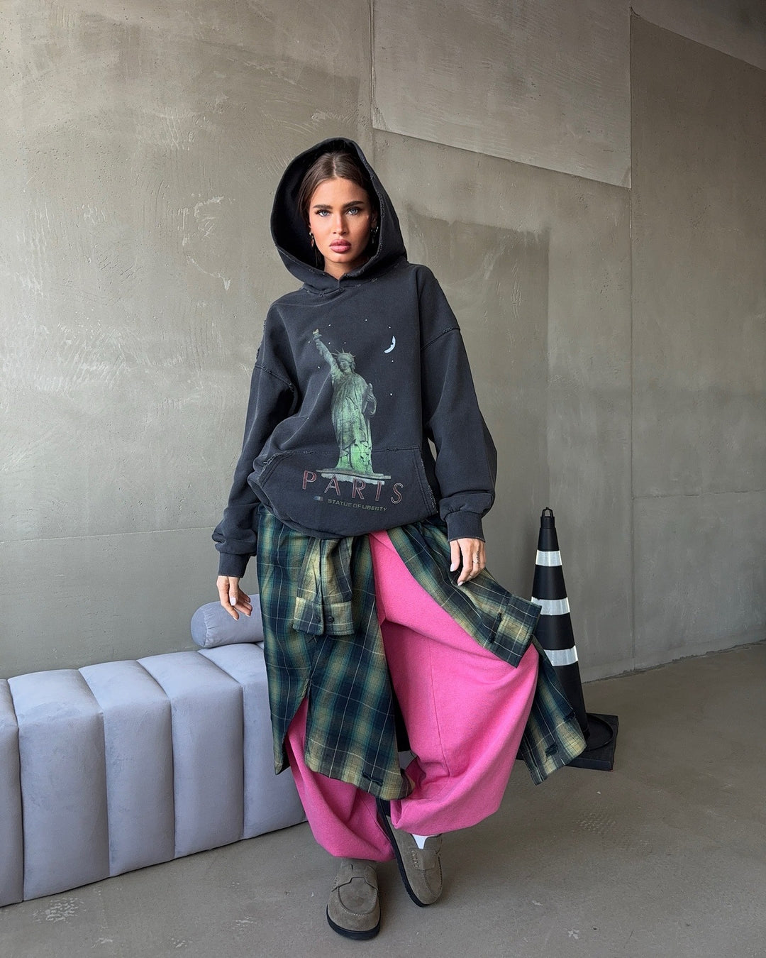 Oversized women's hoodie with artistic print Lune London