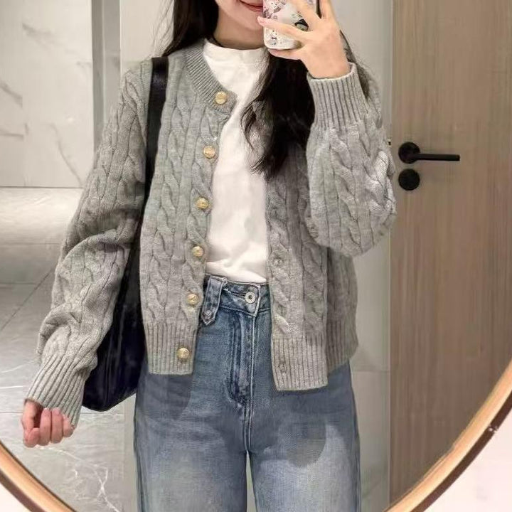 Cardigan Femme Douillet avec Motif en Maille Cablée Chic & Stil
