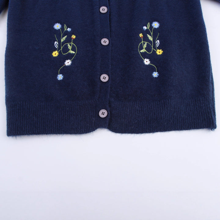 Knitted women's jacket with embroidered floral design and decorative buttons Lune London