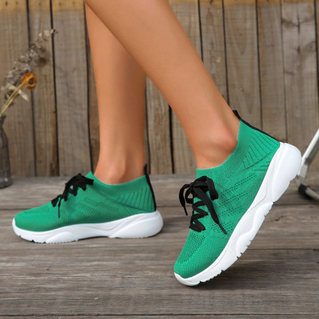 Women’s athletic shoes with breathable mesh upper Lune London