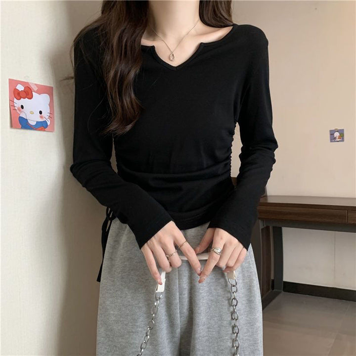 Women's versatile long-sleeve shirt with stylish V-neck and gathering Chic & Stil