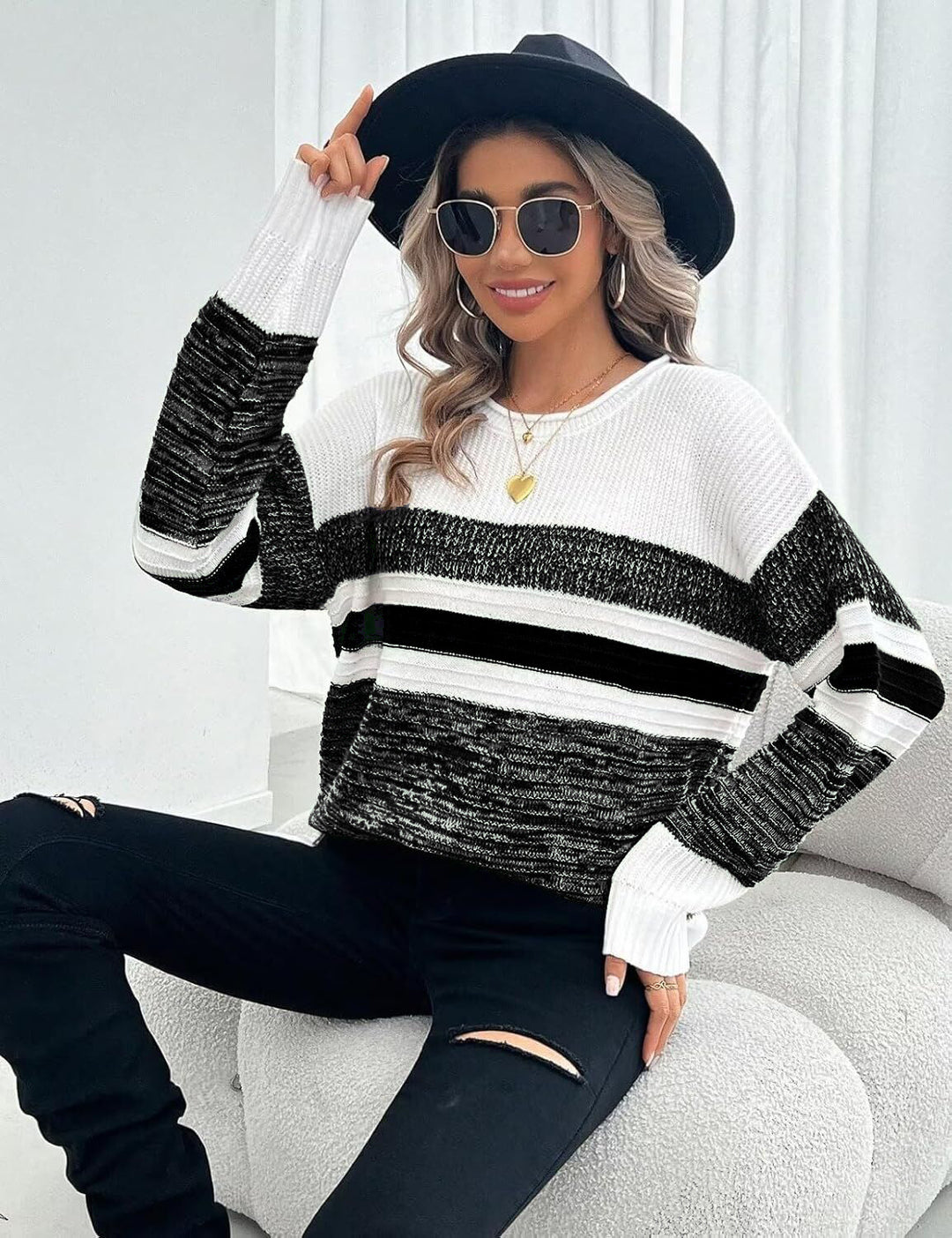 Sweater décontracté pour femmes avec design rayé et coupe ample Chic & Stil