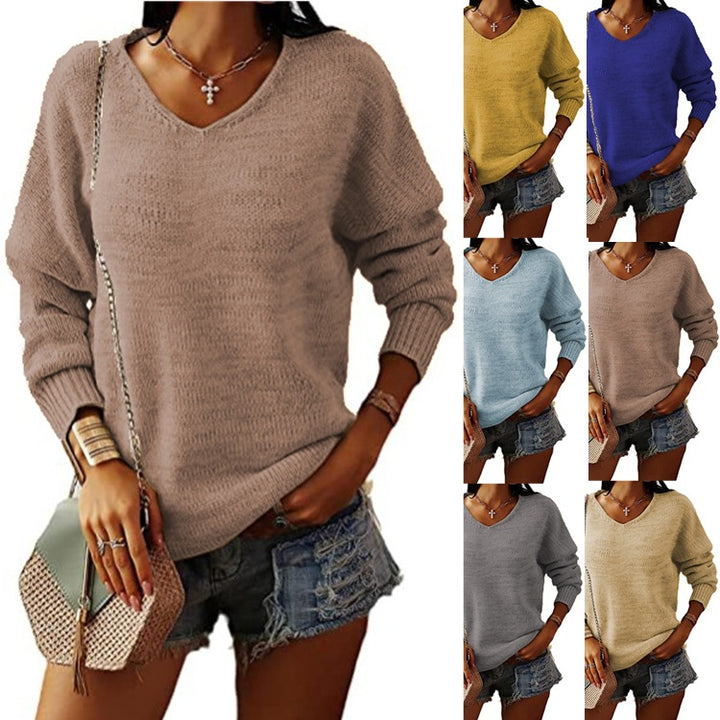 Women's V-neck sweater with relaxed fit and textured pattern Lune London