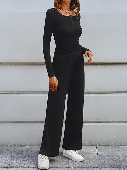 Women's loungewear set with a long sleeve top and wide pants Lune London
