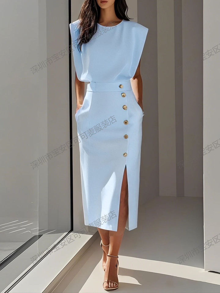 Women Elegant Evening Dress with High Shoulders and Side Split Lune London