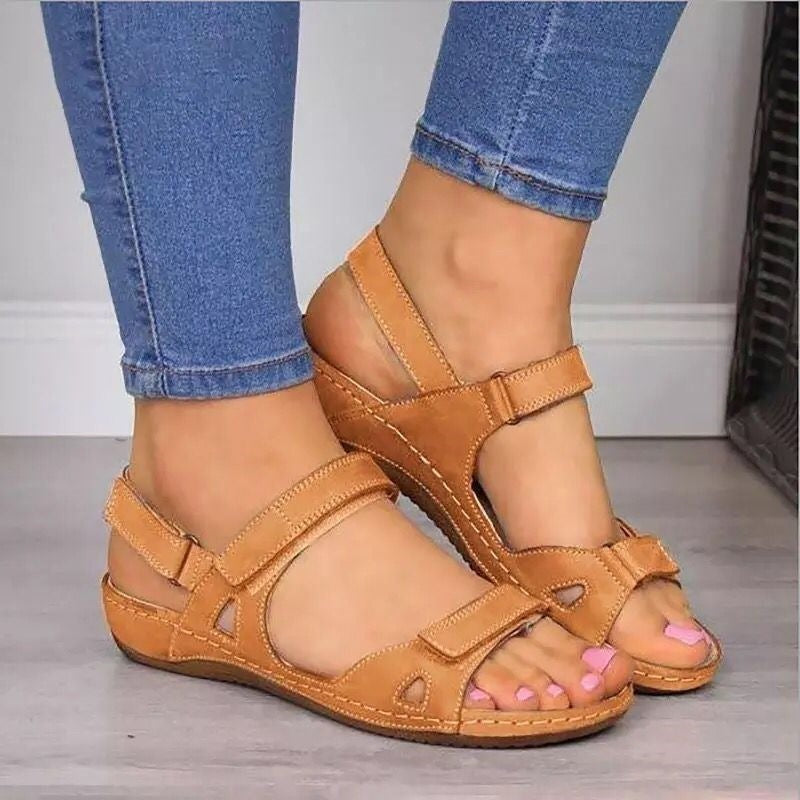 Lune London adjustable casual comfort sandals for women
