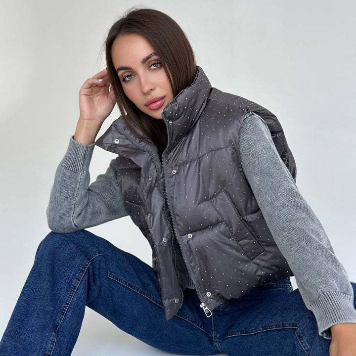 Quilted vest for women with trendy accents and a high collar Lune London