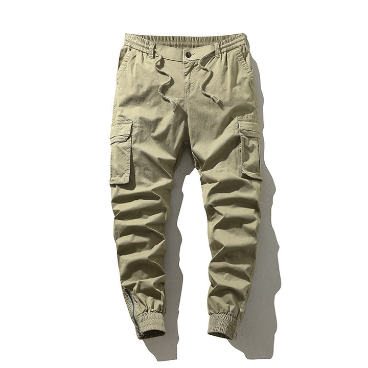 Men's cargo pants with several practical pockets Lune London