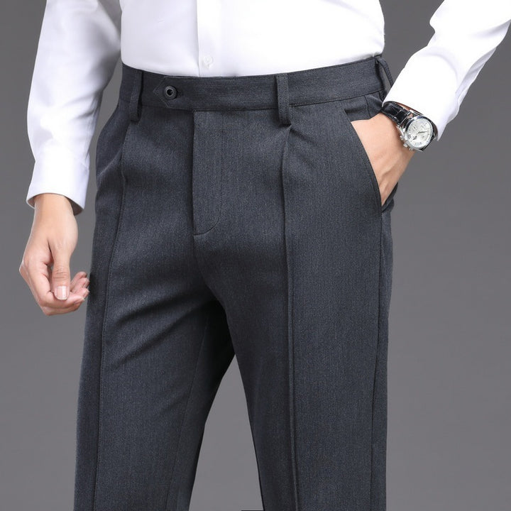 Elegant men's suit trousers with a slim fit and side pockets Lune London