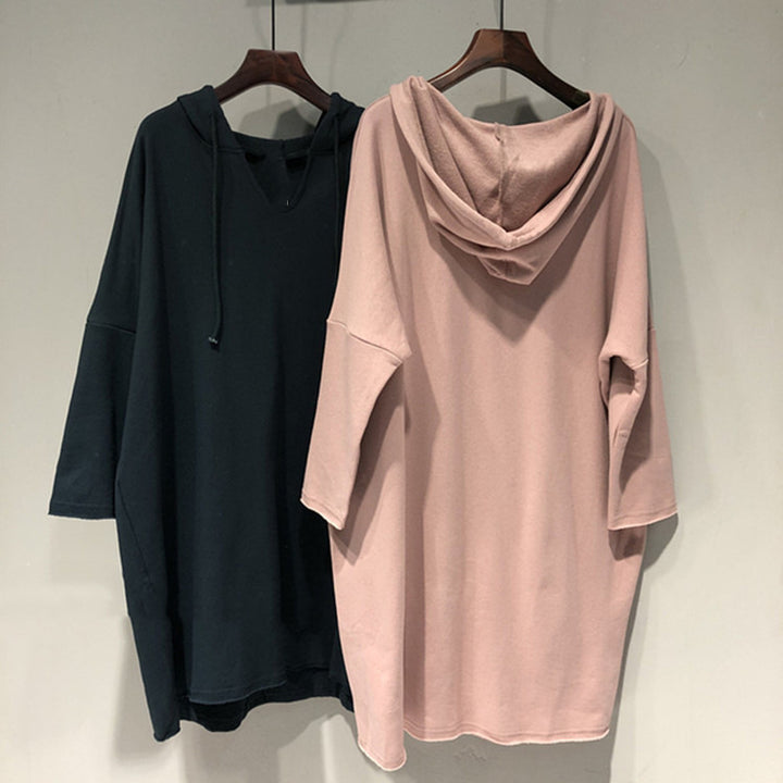 Women's hoodie dress with generous cut and hood Lune London