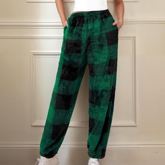 Comfortable women's lounge pants with plaid pattern Lune London