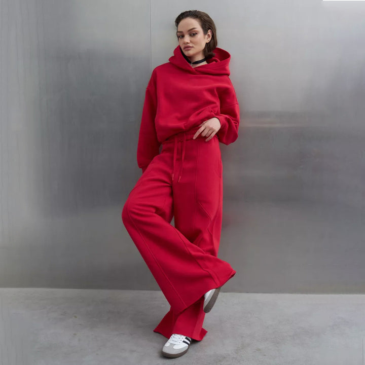Urban loungewear set for women with cropped hoodie and wide pants Lune London