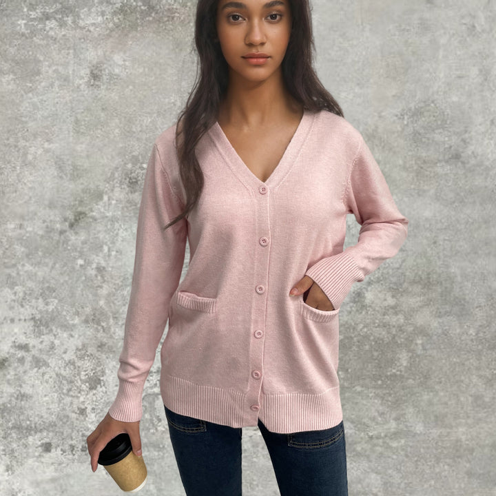 Casual knit jacket for women with integrated pockets and elegant button design Lune Londonl