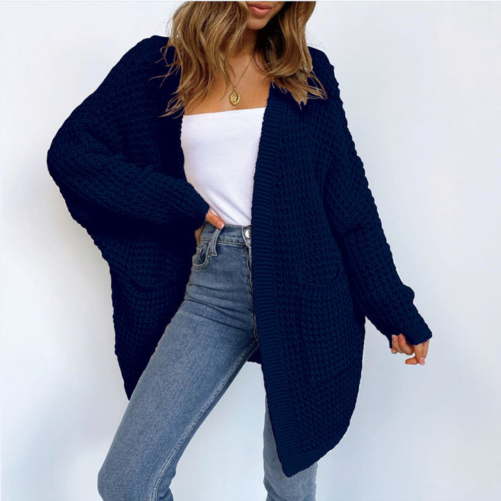 Thick knit jacket for women with a relaxed fit and practical pockets Lune London