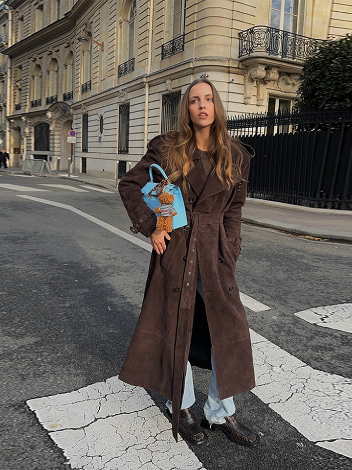 Long trench coat for women in soft faux suede with trendy details Lune London