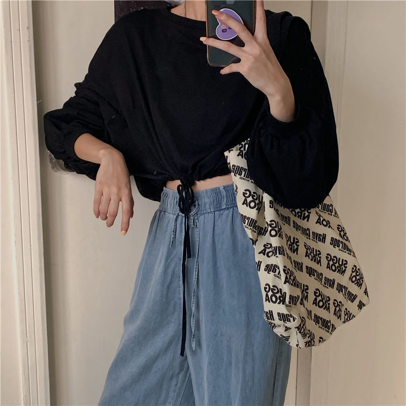 Women Cropped Sweatshirt with innovative drawstring and oversized sleeves Lune London