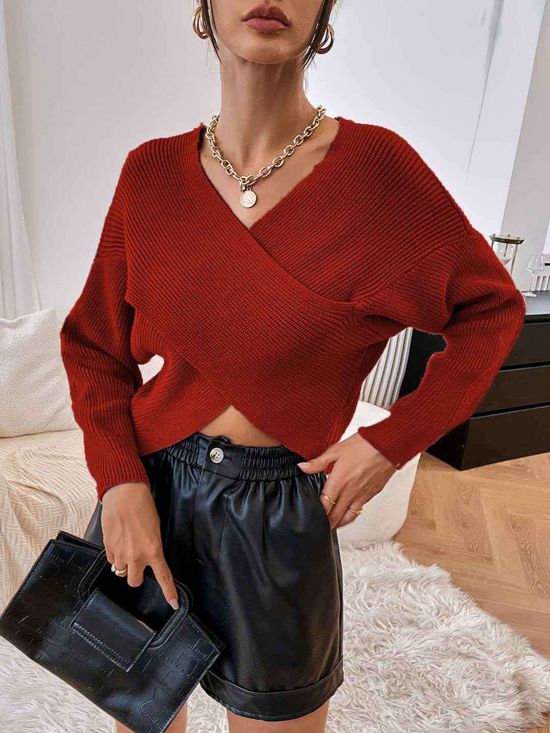 Casual knitted pullover for women with asymmetrical cut Lune London