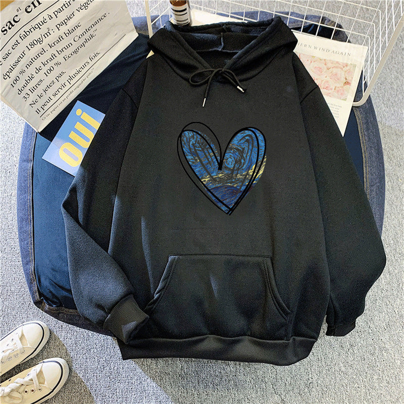 Women’s hoodie with artistic heart design Chic & Stil