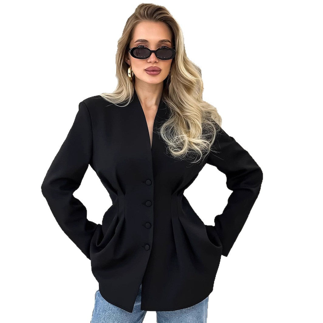 Veste élégante pour femmes avec coupe ajustée et détails de boutons Chic & Stil