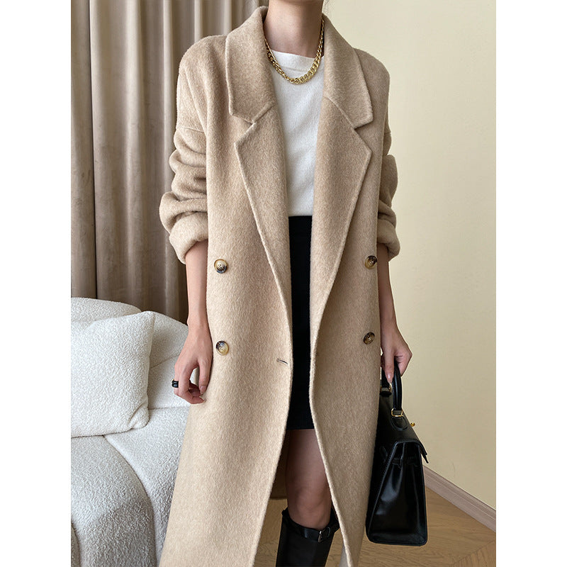 Women's Elegant Wool Coat with Double Breasted Buttons Chic & Stil