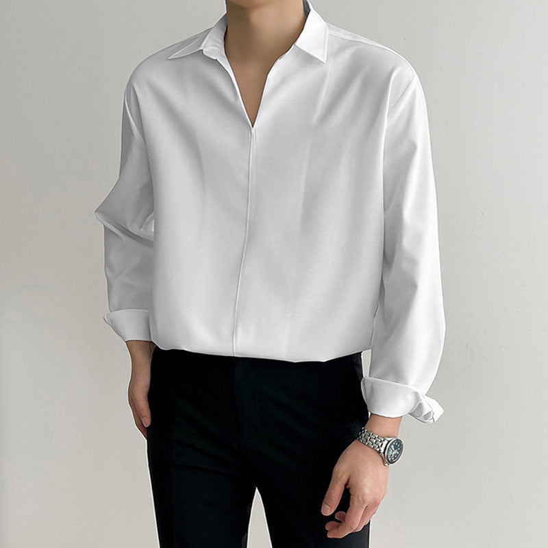Women Elegant long sleeve blouse with a modern collar and a flowy cut Lune London
