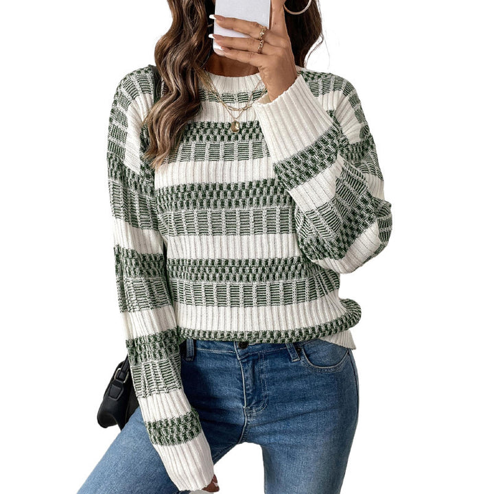 Casual knitted sweater for women with striped pattern and loose fit Lune London