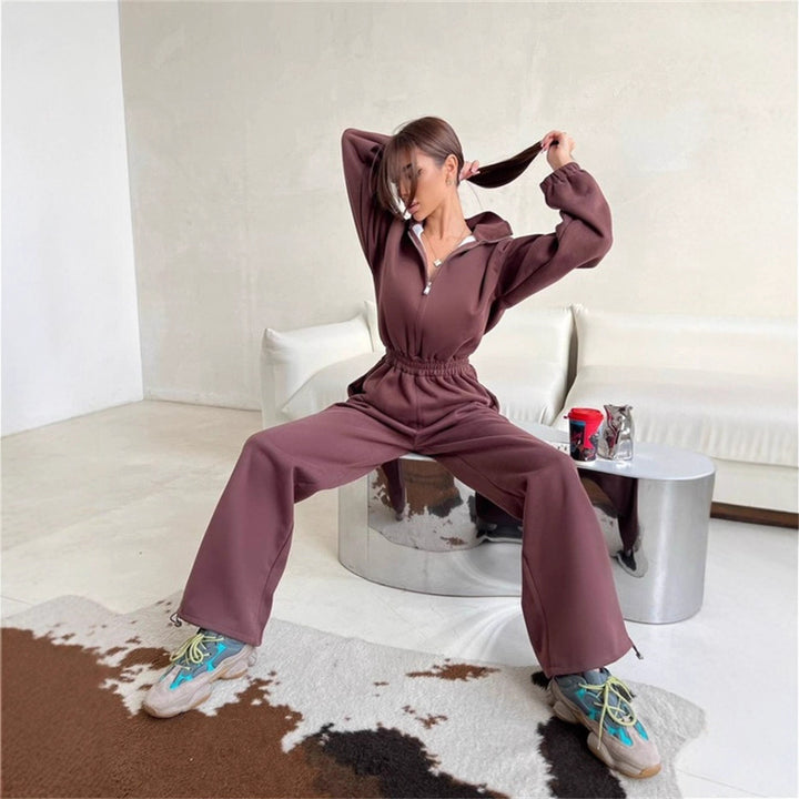 Women's sporty fleece tracksuit with high collar and elastic waistband Lune London