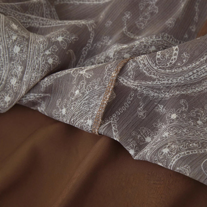 Elegant maxi skirt for women with paisley floral pattern and elastic waistband Lune London