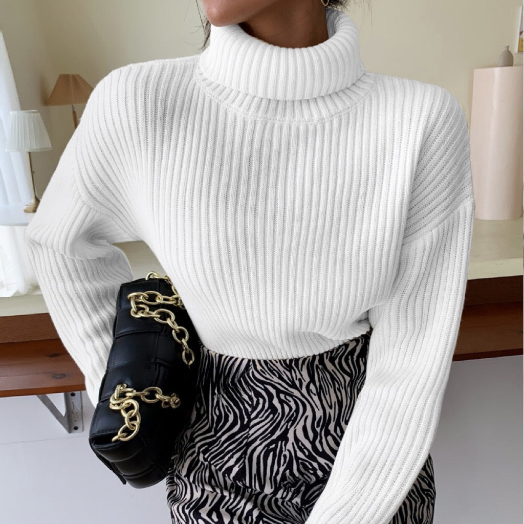 Pullover à col roulé tendance pour femmes avec texture en côtes Lune London