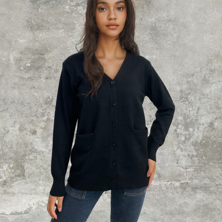 Women’s knit jacket with button closure and practical pockets Lune London