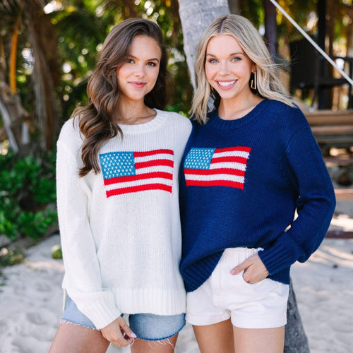 Trendy sweater for women with United States flag embroidery in airy cotton Lune London