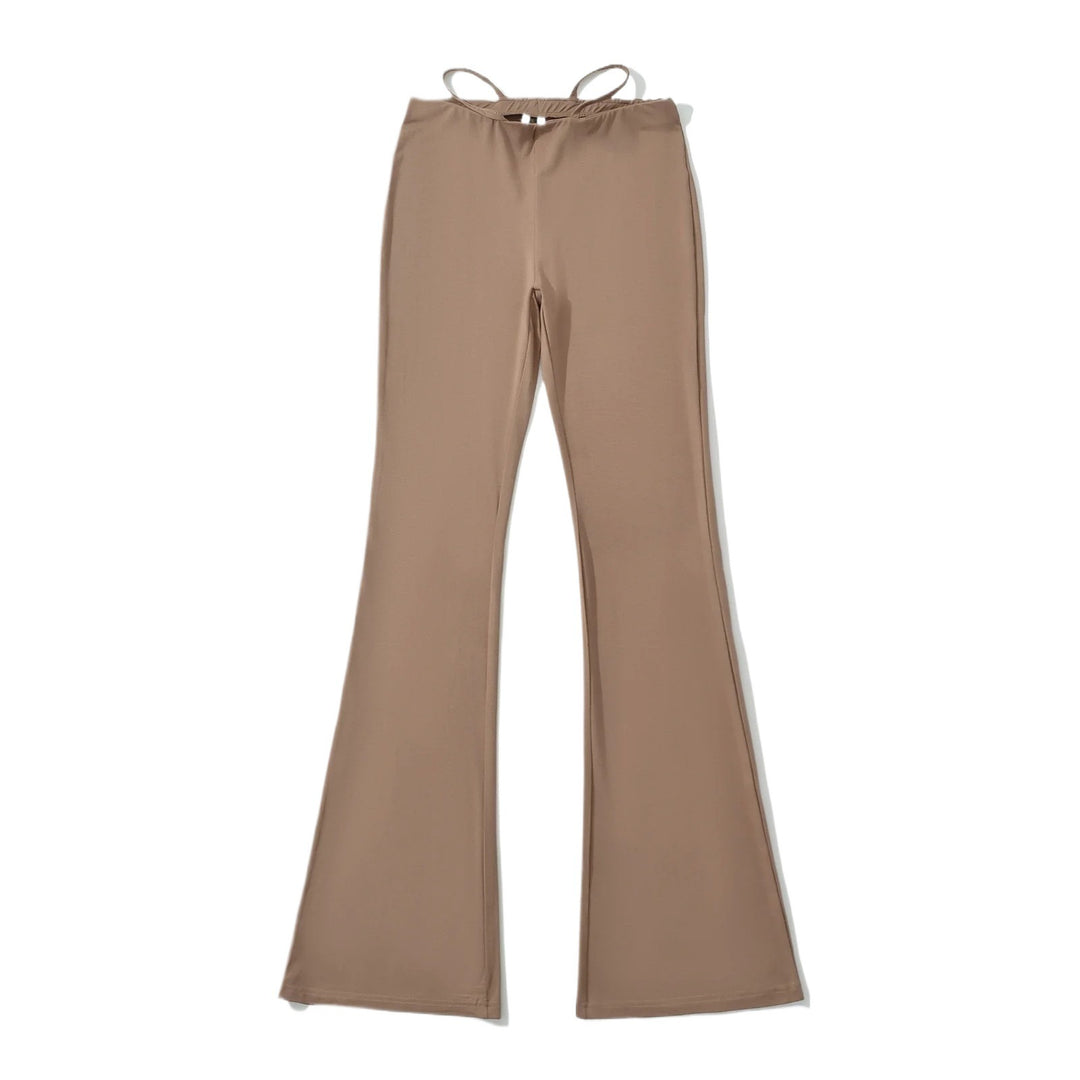 Elegant flared pants for women with a high waist and practical side pockets Lune London