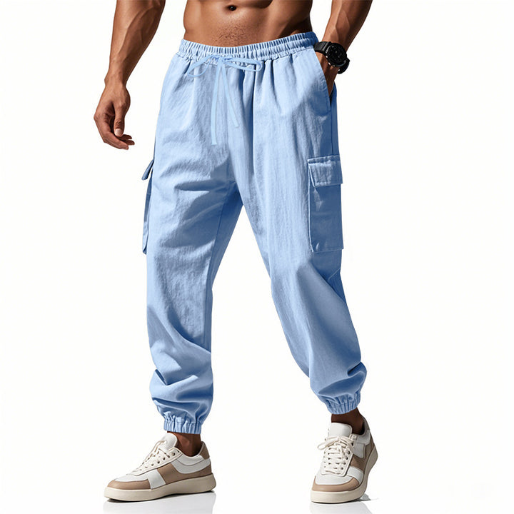 Comfortable cargo pants for men with an elastic waistband and practical side pockets Lune London
