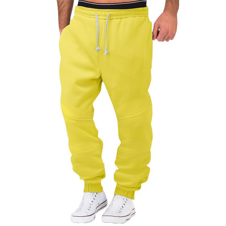 Casual jogging pants for men with elastic waistband and side pockets Lune London
