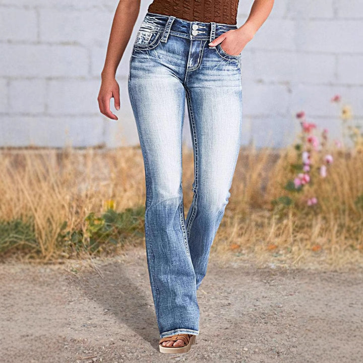 Women's Flared Jeans with High Waist and Casual Cut Lune London