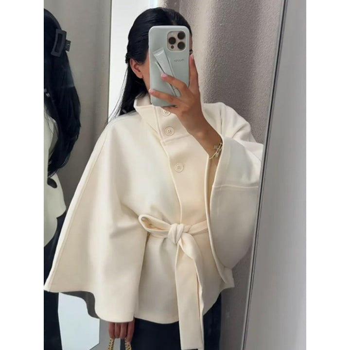 Elegant women's cape coat with bow detail and voluminous sleeves Lune London