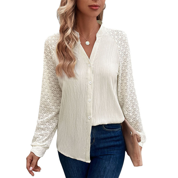 Blouse for women with elegant lace sleeves and a high-quality structure Lune London