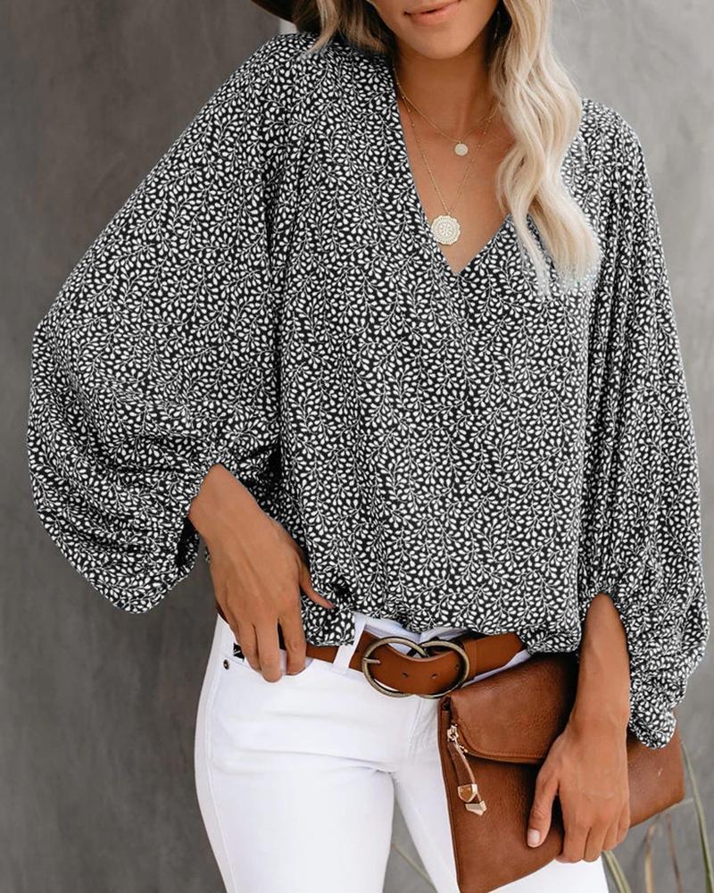 Women Elegant Blouse Cut with Leopard Pattern and Flounce Sleeves Lune London