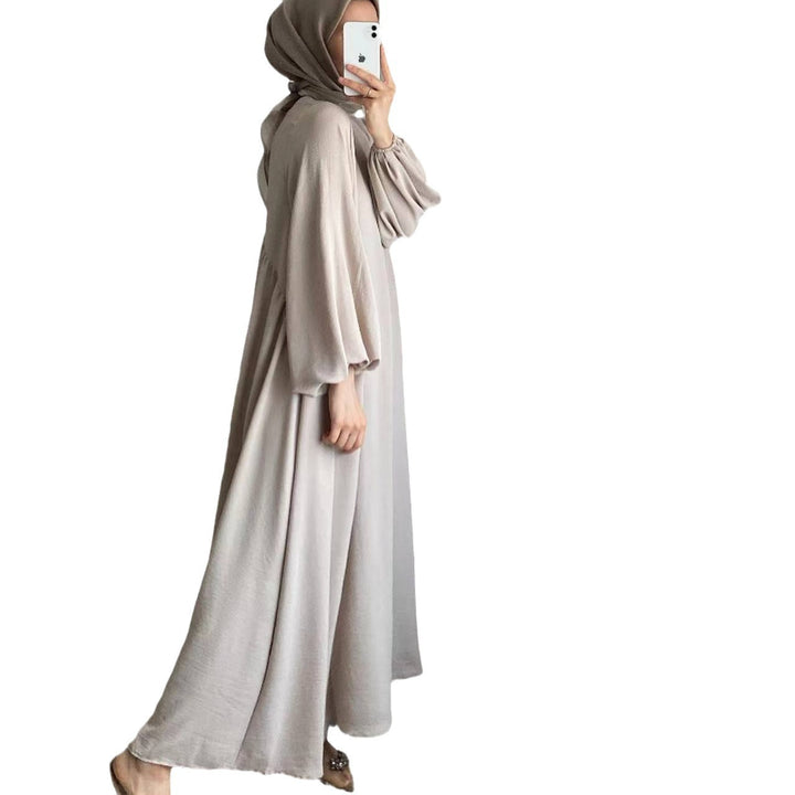 Elegant maxi dress for ladies with voluminous sleeves and a fluid cut Lune London